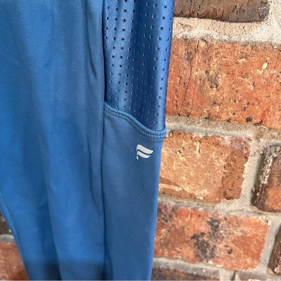 Fabletics womens Motion 365 zip pockets high rise leggings teal medium - Picture 2 of 6